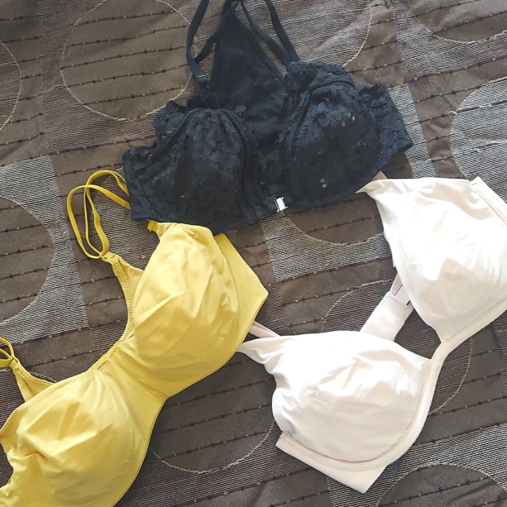 3 unlined bras size 32d